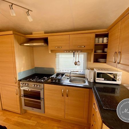 Palm Grove 132 - Pet Friendly, Wifi, Central Heating, Close To Shops And Beach - Meadow Lakes Caravan & Lodge Hire Chapel St. Leonards Extérieur photo